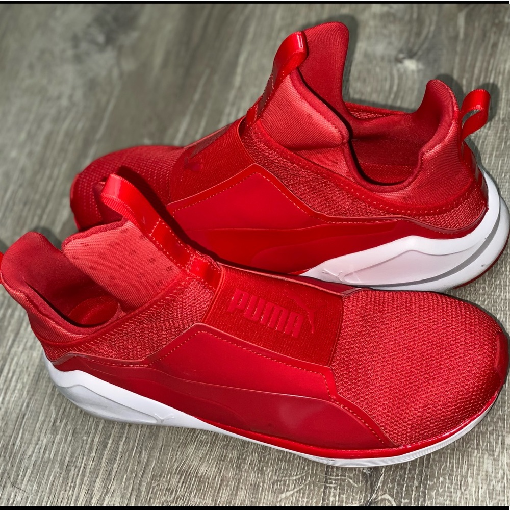 Puma slip on